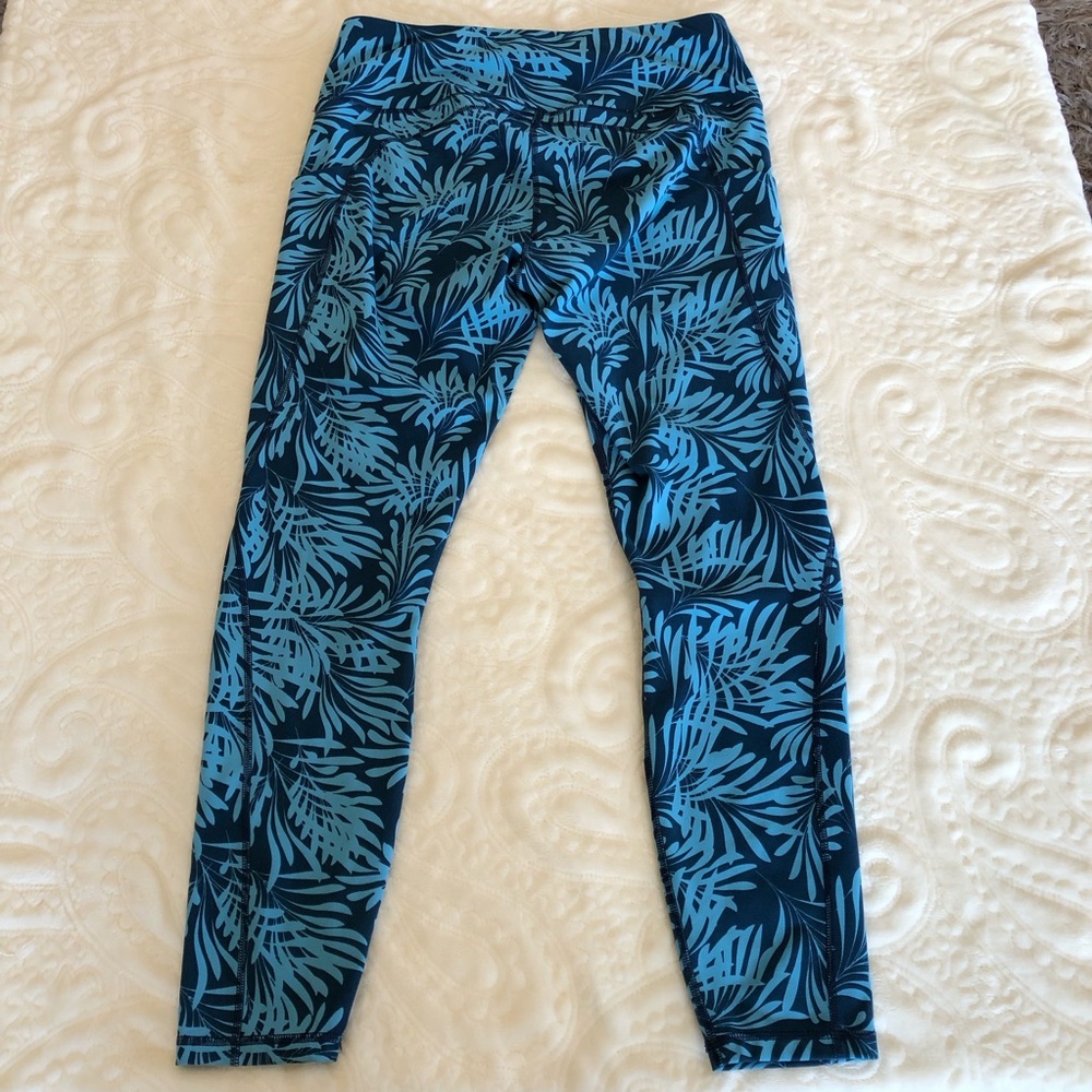 Phisockat leggings with pockets Size XL